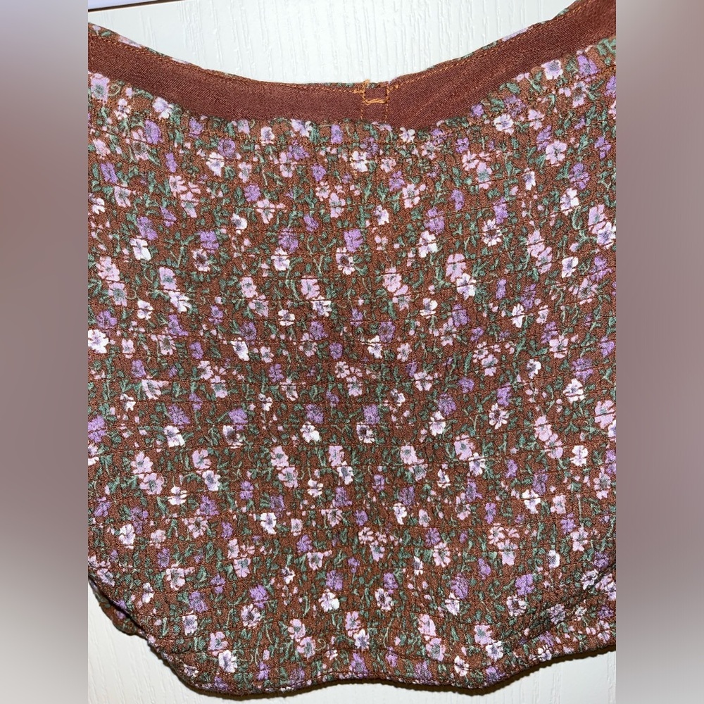 Cropped Floral Ruffle Blouse - Picture 4 of 5